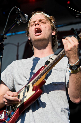 Mac DeMarco, pre-epic crowd surf.